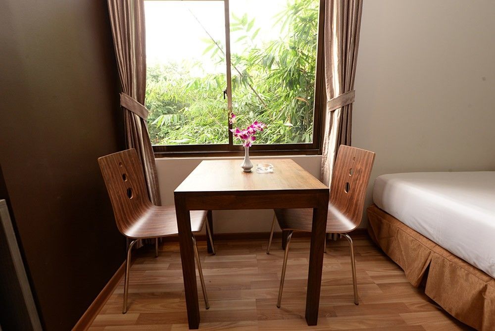 Min Nandar Garden Hotel Thanlyin Buitenkant foto
